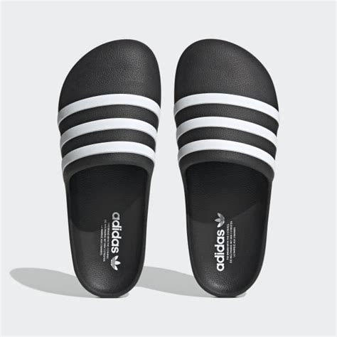 adidas badslippers zwart